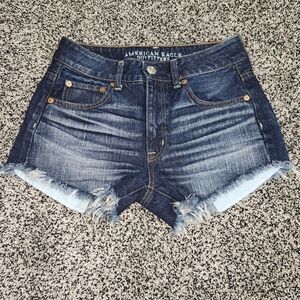 American Eagle HI Rise Festival Shorts Frayed Ends,DarkWash Womens 2 booty Short
